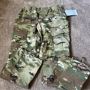 Military Men's 31 Regular Combat Trousers NWT